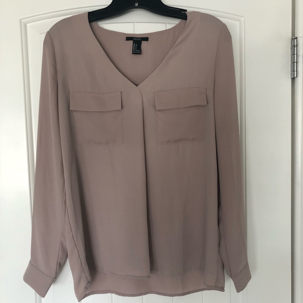 NWOT Forever 21 Blouse Size S